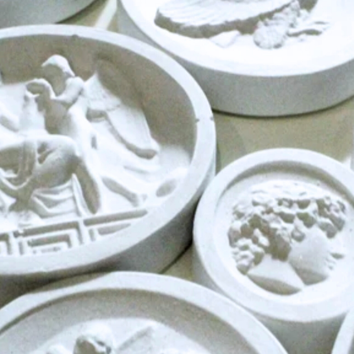 How to Make Your Own Intaglios | A Timeless DIY Craft