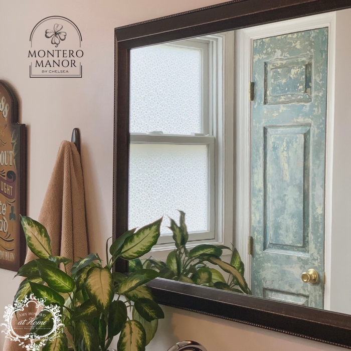 DIY A Farmhouse Chippy Door