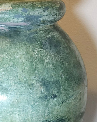 Get this Look: Layered Mineral Patina Urn Finish