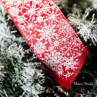 Suzy Snowflake - Mesh Stencil 12x18