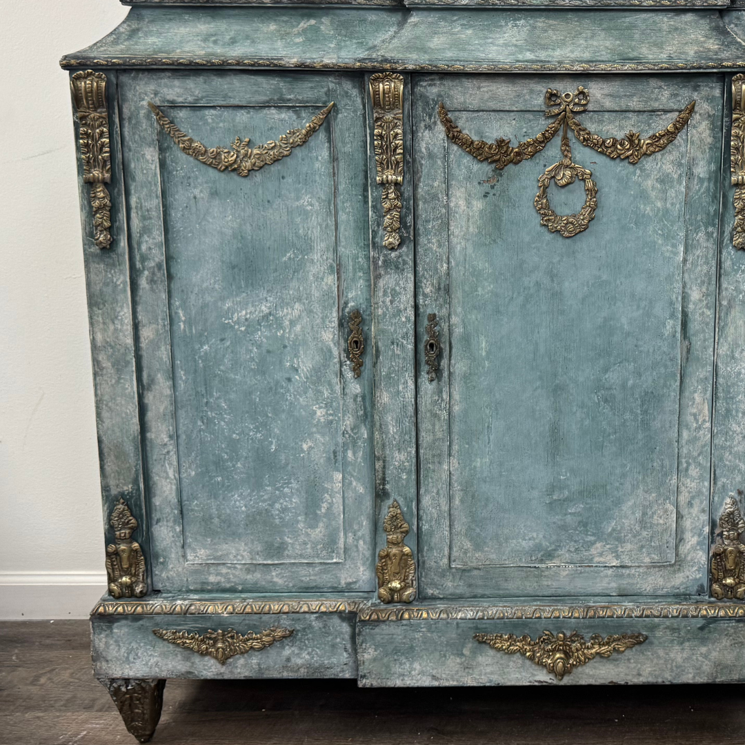 Get This Look: The Swedish Gustavian Finish (15% Off)